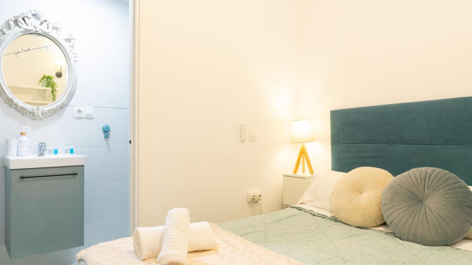 Uvedoble Flat Malaga Center Apartment Luaran gambar